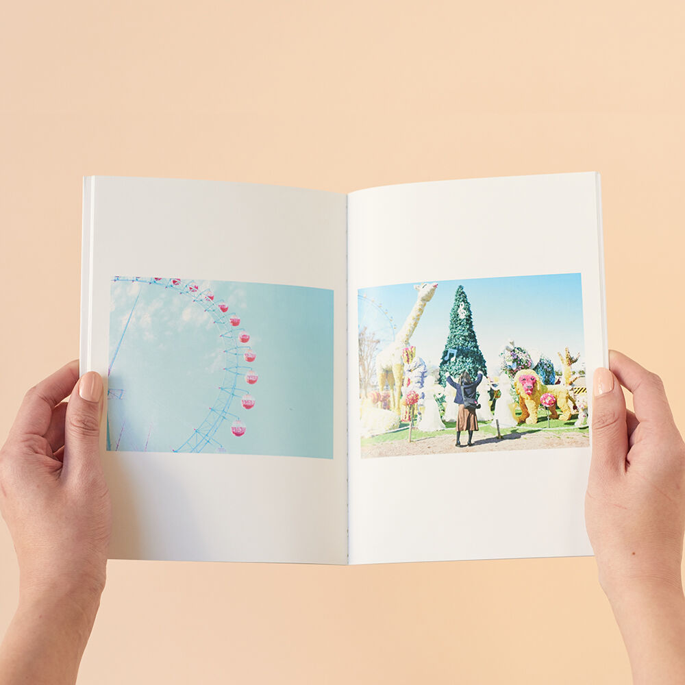 PhotoZINE BOOK｜「PhotoZINE（フォトジン）」でアルバム・作品集作り｜フジフイルムのフォトブック |  FUJIFILMプリント＆ギフト | 富士フイルムの公式ストア