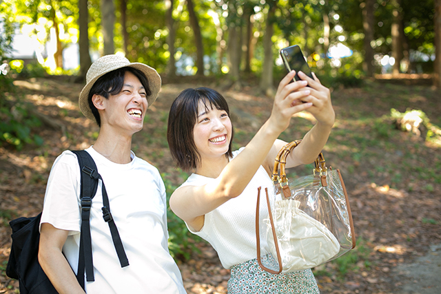 振り返ると、笑顔の写真ばかり。彼といる私が、一番、私らしくて好き。