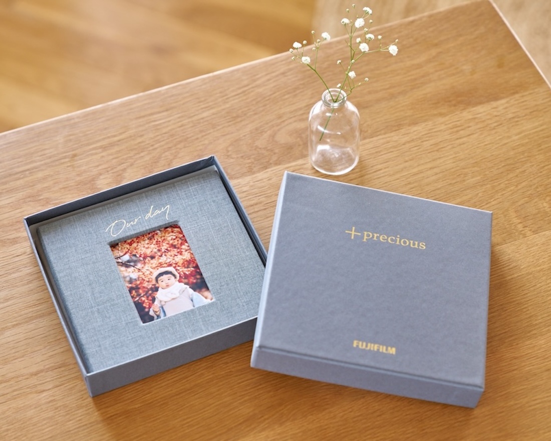 七五三の写真を入れた+precious framebook#001